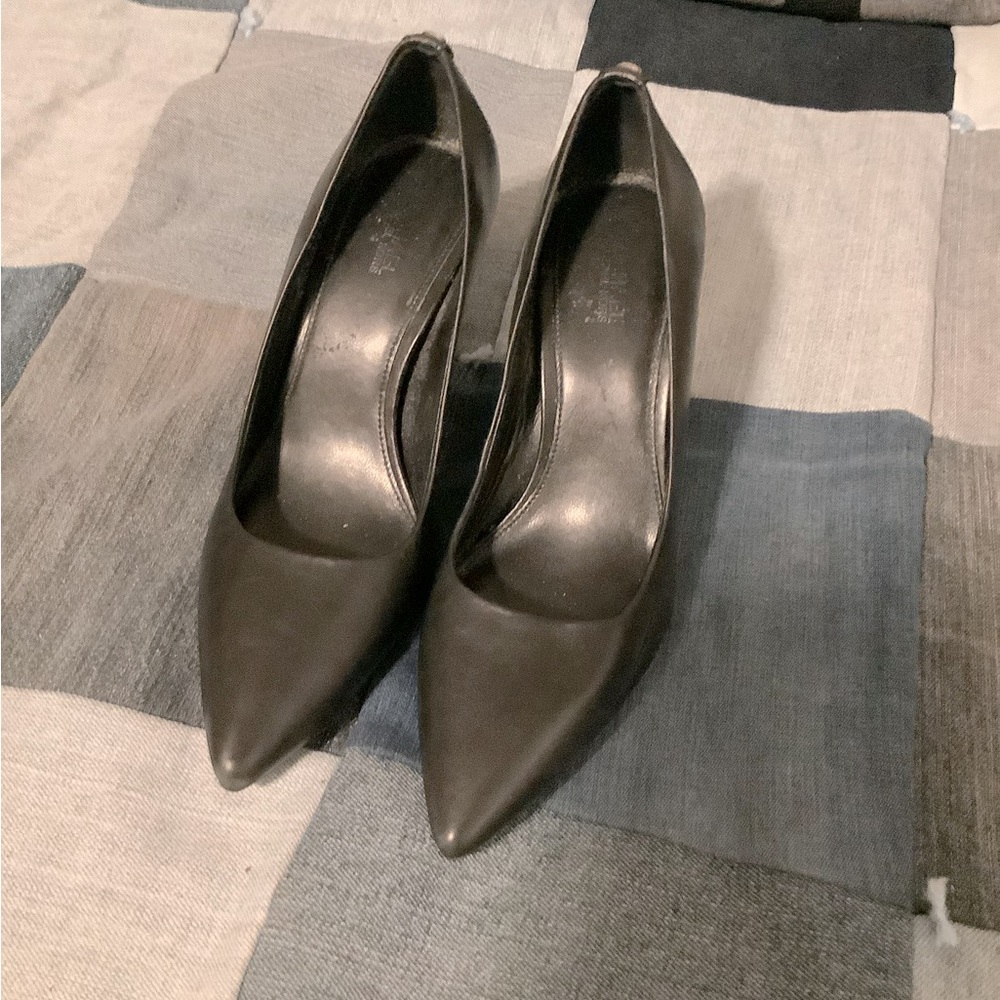 Michael Kors heels - size 7